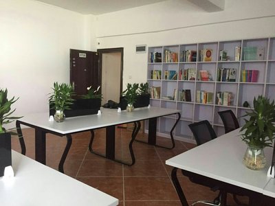 三亞海眾教育咨詢 點亮未來，規劃啟航